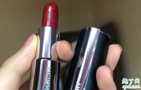 紀(jì)梵希333和306哪個(gè)好看 紀(jì)梵希333和306試色對(duì)比1