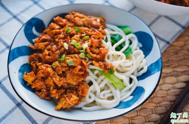 雞蛋醬的雞蛋老一點(diǎn)還是嫩一點(diǎn) 雞蛋醬的雞蛋用攪拌嗎1