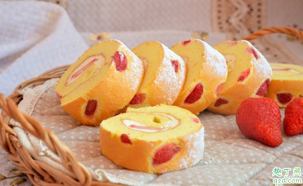 蛋糕卷正卷和反卷的哪個(gè)好卷 蛋糕卷正卷和反卷的區(qū)別2