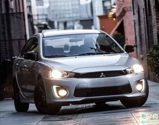 手自一體車有手剎嗎 手自一體車手剎在哪里4