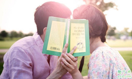 女生與男生交往誰吃虧 戀愛的時(shí)候男女到底應(yīng)該怎么出錢2