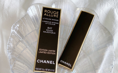 香奈兒847適合黃皮嗎 香奈兒2019圣誕限量847口紅試色