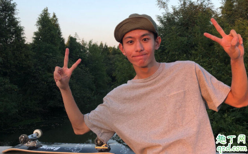 渣男會(huì)記得沒(méi)得手的女人嗎 渣男多久玩膩一個(gè)女孩子2