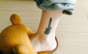 腳上帶顏色的紋身好不好洗 哪種紋身顏色最易洗掉