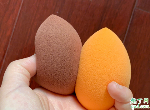 rt美妝蛋和爾木萄買哪個(gè)好 rt和爾木萄美妝蛋區(qū)別對(duì)比7