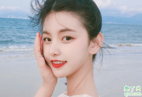 說什么可以讓男生變硬 床上應該說什么話刺激男朋友1