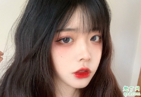 談戀愛(ài)男生該不該多花錢 情侶間的消費(fèi)觀可以磨合嗎3