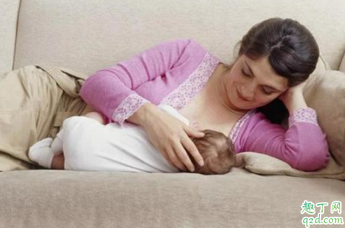 兩個月以內的寶寶夜奶喂幾次 寶寶夜奶頻繁怎么調整3