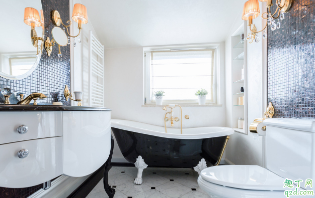 衛(wèi)生間門(mén)選什么樣的好 衛(wèi)生間的門(mén)有什么講究3