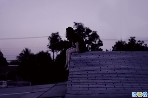 寫(xiě)進(jìn)心窩的傷感句子英文帶翻譯 看了痛哭流涕的傷感英文句子1