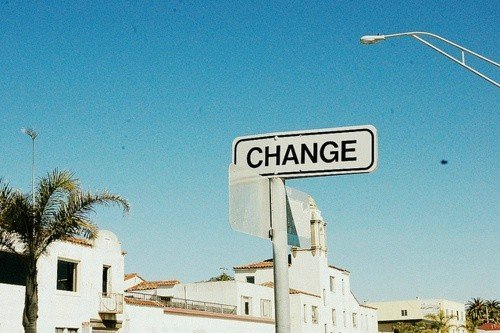 唯美文藝的說(shuō)說(shuō)帶圖片 時(shí)間無(wú)法帶走那些你執(zhí)意要留下的15