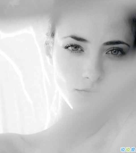 2018愛情治愈系文字說說配圖 經(jīng)典又治愈的說說圖片大全最新版8