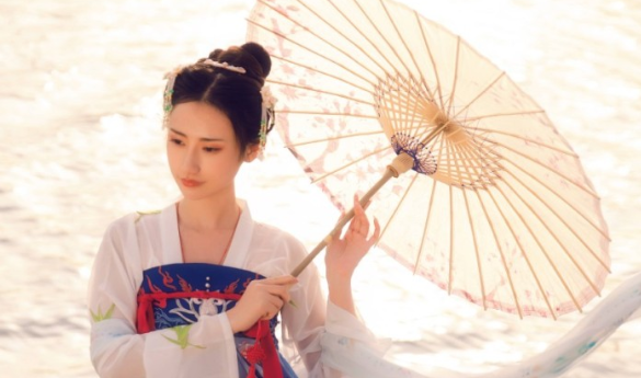 唯美仙氣十足的古風(fēng)詩詞說說帶圖片4