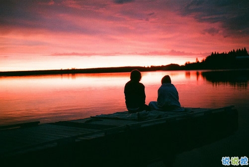 2018點(diǎn)贊最多的說(shuō)說(shuō)加圖片：速熱的人也速凍，熱鬧的人易散場(chǎng)10