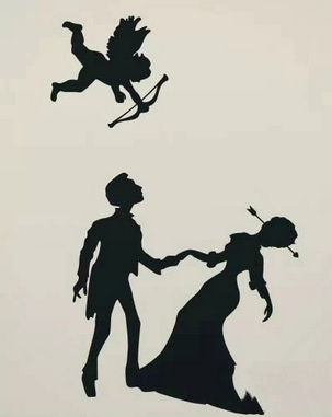 微信說說帶圖片：這個世界，看你二的人很多，陪你二的人很少9