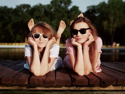 配圖片的朋友說說：什么是好朋友？有人說，那是地球上翻版的自己11