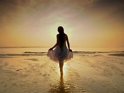 扣扣說說帶圖片：有些路很遠，走下去會很累，可是，不走會后悔