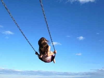 人生說(shuō)說(shuō)大全帶圖片：哪有人會(huì)喜歡孤獨(dú)，不過(guò)是不喜歡失望罷了