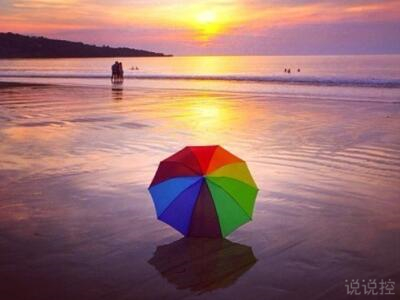 傷感說說配圖：你的世界人潮擁擠，看不到我也合情合理