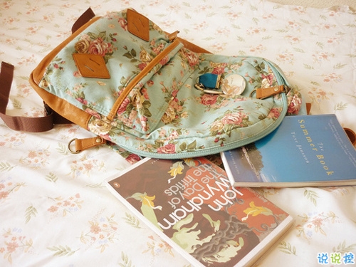 關(guān)于愛(ài)情的文藝?yán)寺恼f(shuō)說(shuō) 很甜很撩人的愛(ài)情說(shuō)說(shuō)1