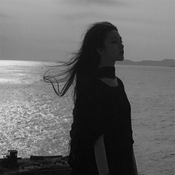 一瞬間戳中你淚點的傷感說說帶圖片9