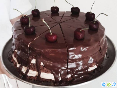 朋友圈祝自己生日快樂(lè)說(shuō)說(shuō)低調(diào)經(jīng)典 暗示自己生日的說(shuō)說(shuō)句子10