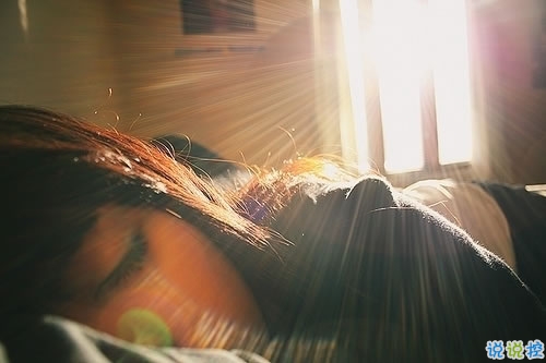 2018點(diǎn)贊最多的說(shuō)說(shuō)加圖片：速熱的人也速凍，熱鬧的人易散場(chǎng)9