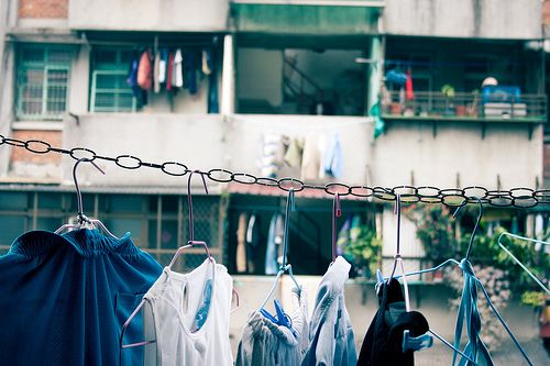 關于生活的有點傷感但很現(xiàn)實的圖片說說 哭也不會改變什么這個世界從來不會對任何人溫柔11