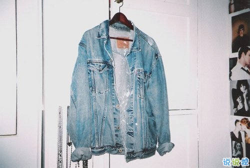 關(guān)于思念一個(gè)人的圖片說(shuō)說(shuō) 他藏在風(fēng)里藏在雨里藏在剛剛劃過(guò)的閃電和雷鳴里4