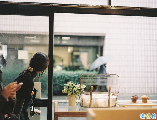 很傷感的非主流經(jīng)典傷感說(shuō)說(shuō) 一瞬間淚流滿面的傷感非主流說(shuō)說(shuō)1