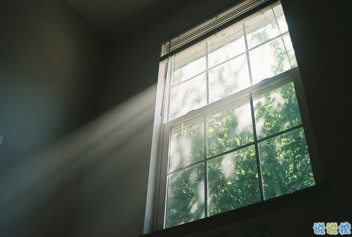 2018每一個(gè)字都描繪特別美的唯美說說配圖 2018超唯美的經(jīng)典說說5