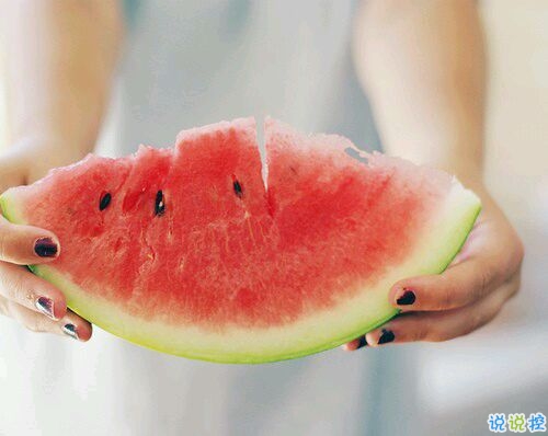 一個(gè)人獨(dú)處時(shí)候的孤獨(dú)是什么感覺(jué)呢？11