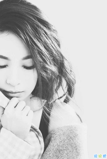 很唯美的愛情說說帶圖片大全 別因?yàn)樘珢垡粋€(gè)人而失去了自己1