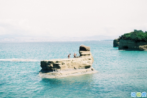 唯美簡單的愛情說說帶圖片 去見你想見的人吧9