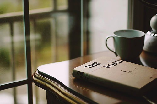 文字控喜歡的有道理又很優(yōu)美有詩意的晚安心語圖片說說9