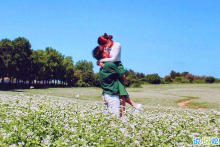 渴望愛情又害怕愛情的一句話說說帶圖片 期待愛情出現(xiàn)又害怕失望的說說2