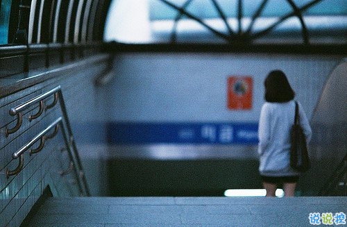 2018很成熟很現(xiàn)實(shí)的傷感說說 心痛起來無法呼吸的傷感說說1