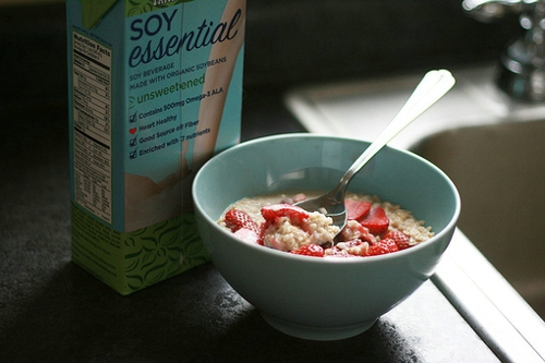 甜蜜的少女心愛情小情話說說帶圖片 我喜歡走在你的身后這樣你就成了我的方向7