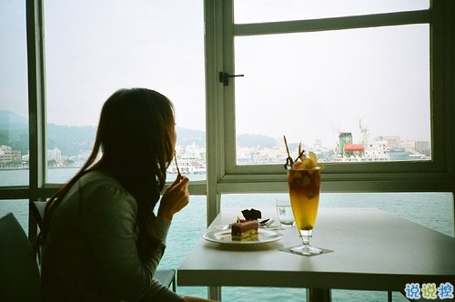 關(guān)于孤獨(dú)的經(jīng)典說(shuō)說(shuō)配圖 一個(gè)人孤獨(dú)的說(shuō)說(shuō)心情短語(yǔ)6