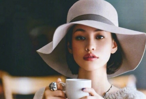 英文美句簡(jiǎn)短勵(lì)志帶圖片最新版 2018英文美句帶翻譯一句話5