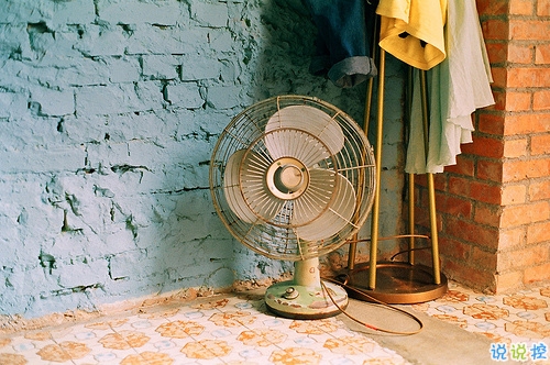 女生心情說說唯美文藝范帶圖片 簡單好聽的朋友圈說說20192