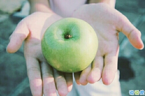 戀愛中的唯美心情說(shuō)說(shuō)帶圖片 遇到對(duì)的人感到幸福的說(shuō)說(shuō)14