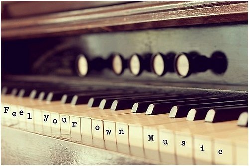 關(guān)于愛情每個人都會知道的精辟內(nèi)涵說說帶圖片 想與他這樣慢慢變老也許這就是愛情吧8