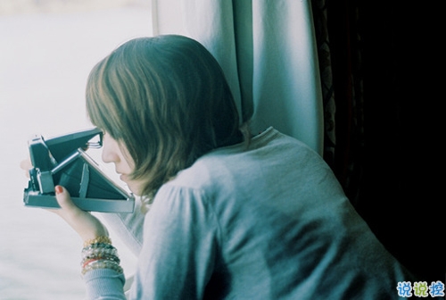 讓人瞬間紅了眼眶的歌詞傷感難過圖片說說 人生若如初見2