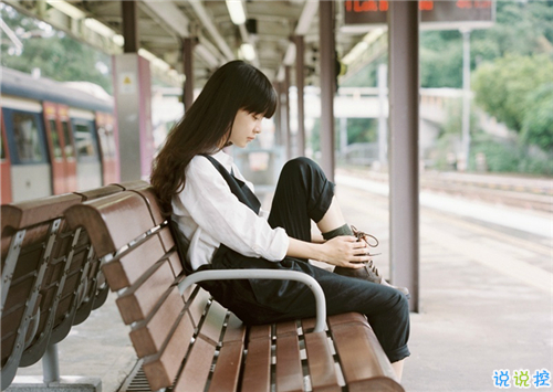 適合早晨發(fā)的說(shuō)說(shuō)早安心語(yǔ) 每天清晨叫醒你的應(yīng)該是你的夢(mèng)想7