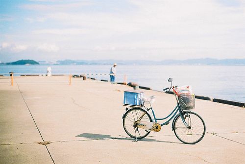 傷感悲傷難過的愛情說說帶圖片 直到耐心耗盡風(fēng)浪平息還是沒等到他的那句我喜歡你11