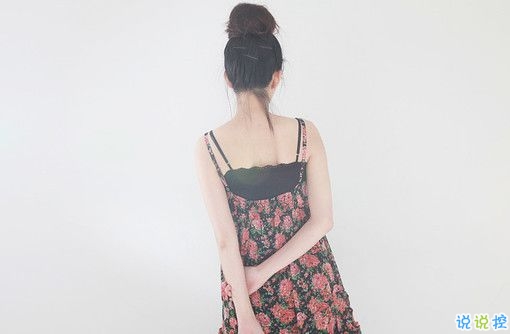 送給孤獨(dú)的自己的傷感說(shuō)說(shuō)配圖 看完想哭的傷感說(shuō)說(shuō)11