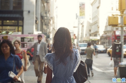 簡單的一句話唯美有哲理的英文句子 時(shí)間可以治愈一切16