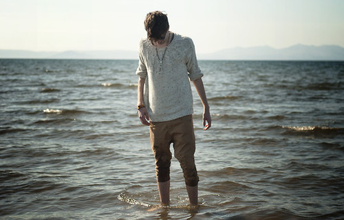 關(guān)于愛情中的失望和難受的說說帶圖片 失望攢夠了我自然會走1