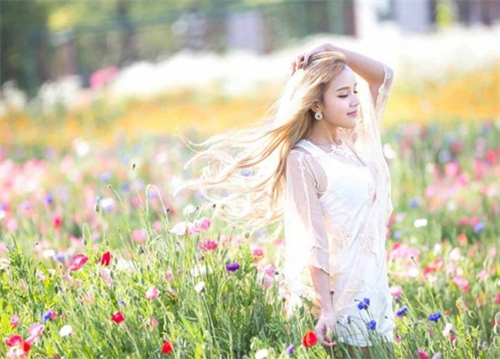 痛徹心扉的傷感愛情說說帶圖片 我在每個下雨天想起你13